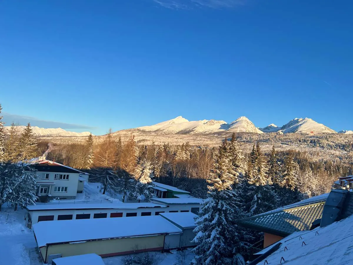 Sherpa's Hostel — another view of the Tatra panorama.